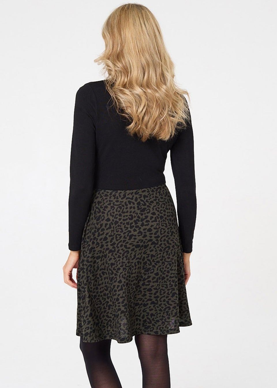 Izabel London Black Animal Print V-Neck Short Skater Dress