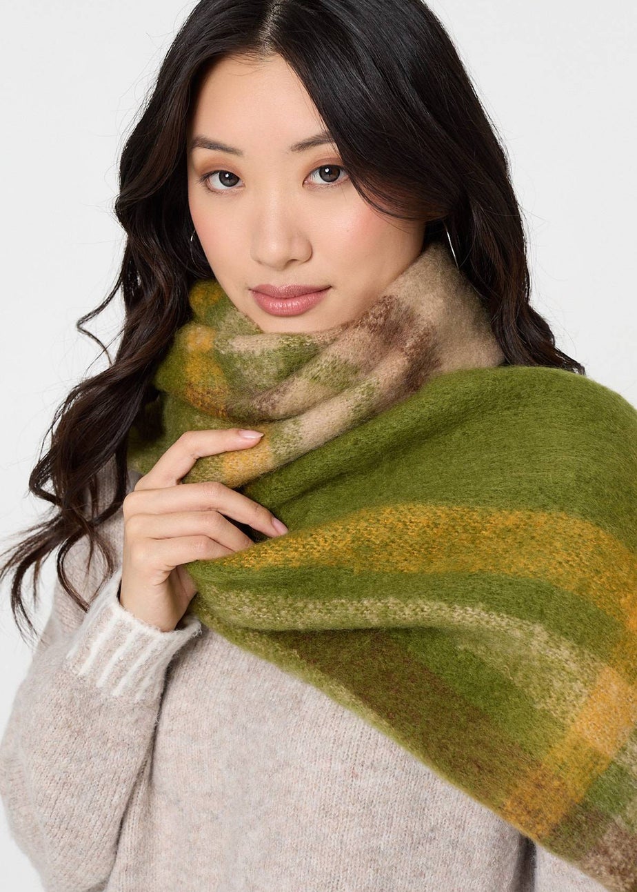 Izabel London Green Checked Print Fringed Oversized Scarf