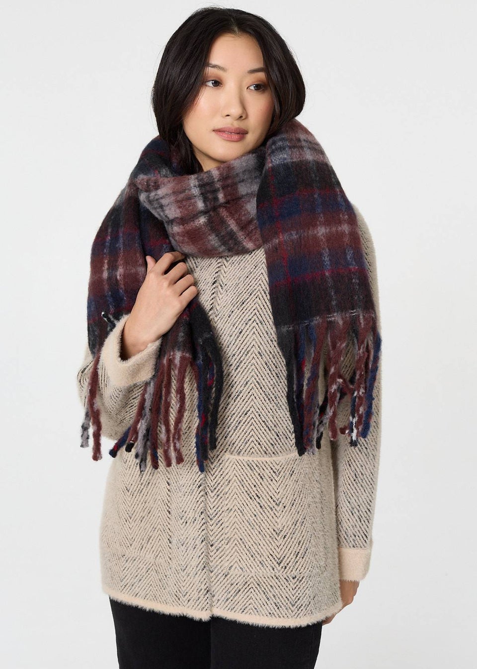 Izabel London Grey Tartan Print Oversized Fringed Scarf