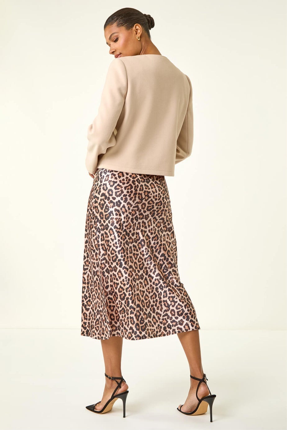 Roman Natural Buttoned Pocket Jacket