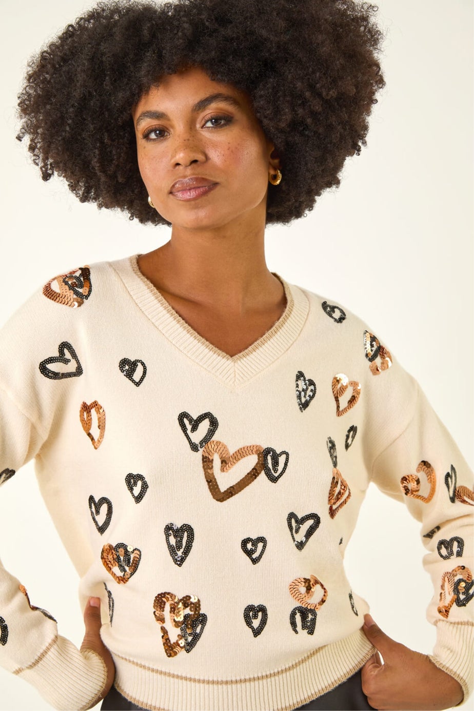 Roman Ivory Scattered Heart V-Neck Knit Jumper