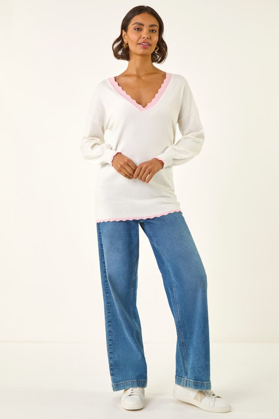 Roman Ivory V-Neck Scalloped Boyfriend Jumper