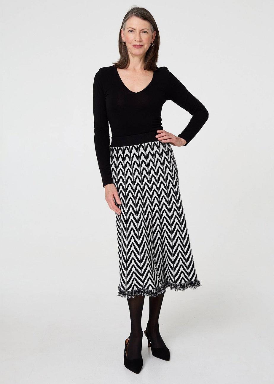 Izabel London Black Chevron Print Fringed Knit Midi Skirt