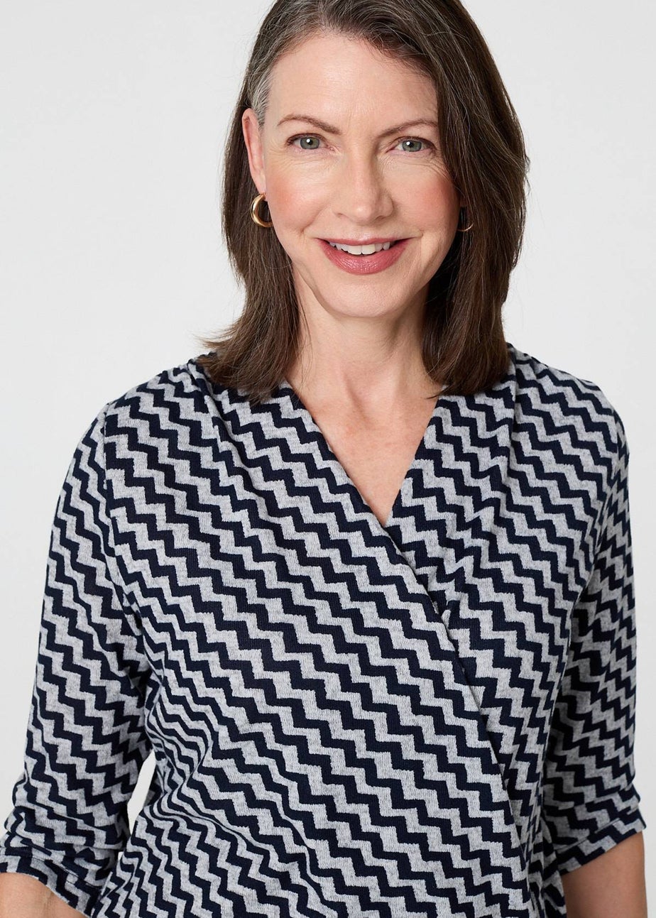 Izabel London Navy Chevron Print 3/4 Sleeve Wrap Front Top