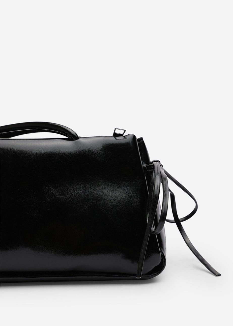 Where’s That From Bay Black Patent Shoulder Bag