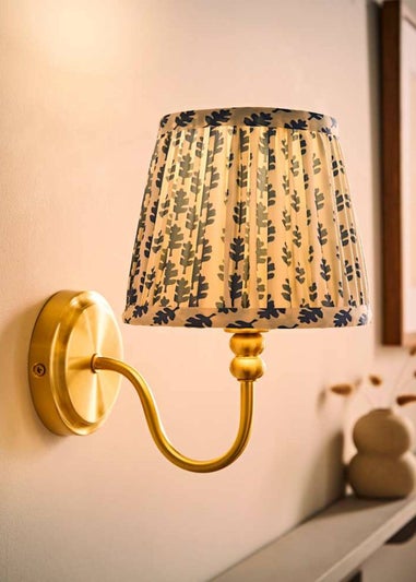 ValueLights Binky Rechargeable Gold Wall Light Floral Pleated Lampshade