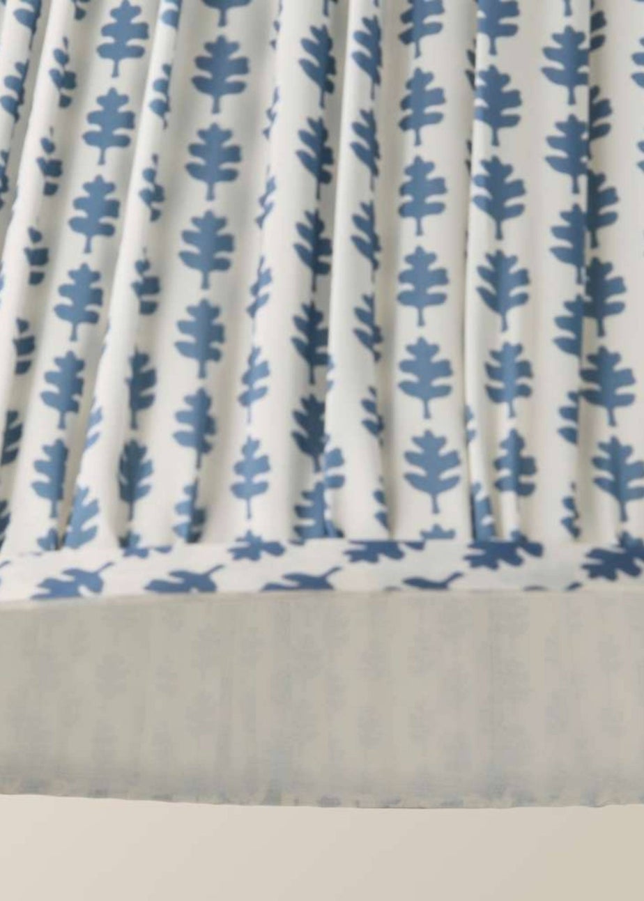 ValueLights Grange Large Easy Fit Blue Floral Pleated Lampshade