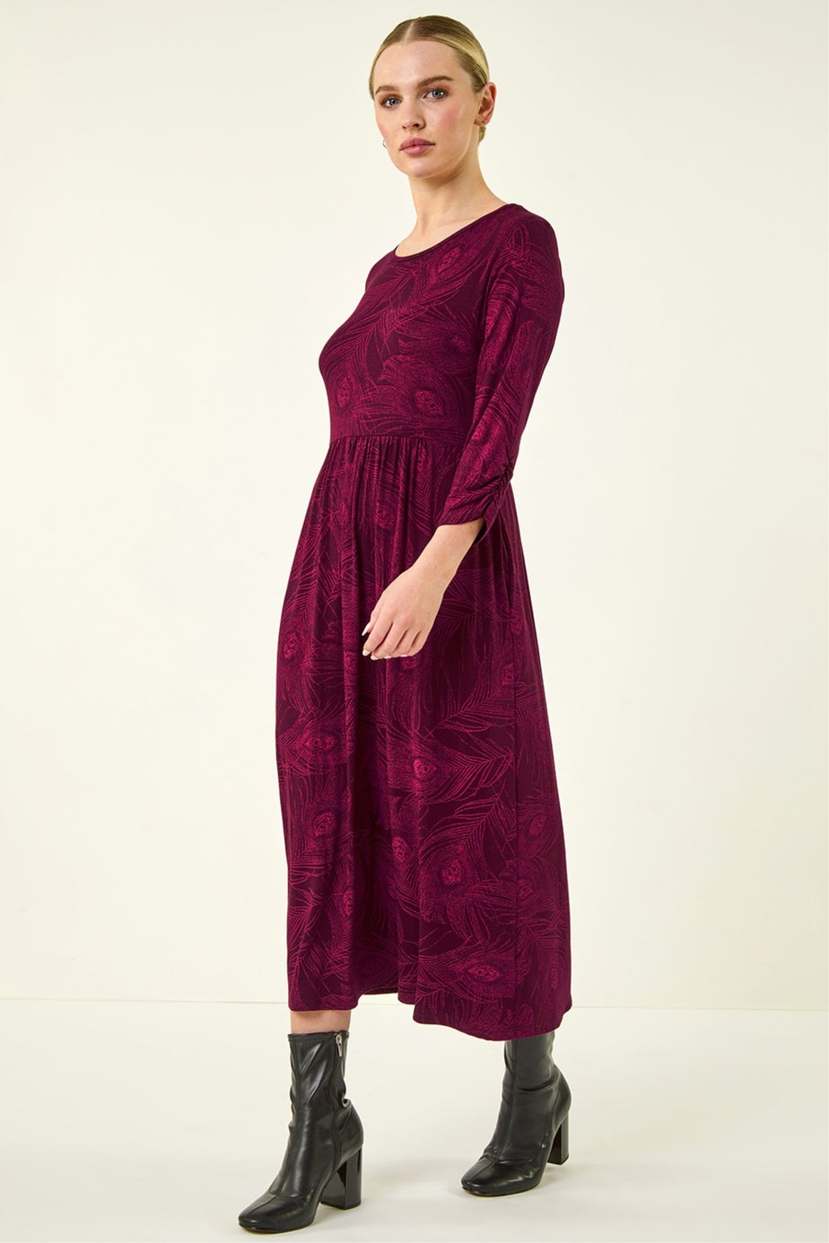 Roman Magenta Petite Feather Print Stretch Midi Dress