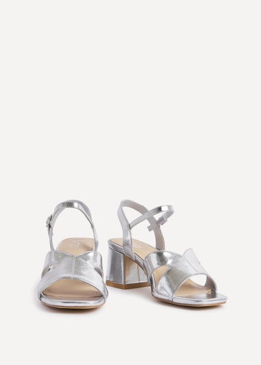 Linzi Empire Wide Fit Silver Faux Leather Link Detail Block Heels