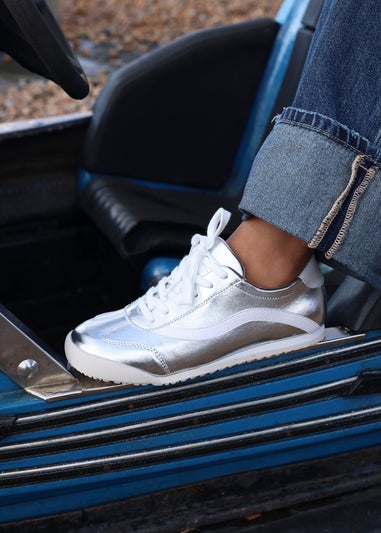 Linzi Flash Silver Retro Style Trainers