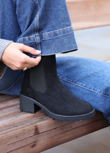 Linzi Path Black Faux Suede Chelsea Boot