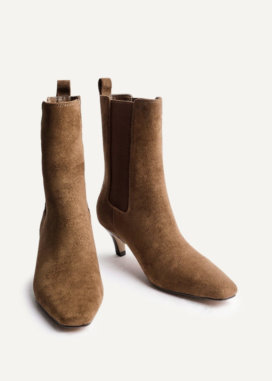 Linzi Ritual Sand Faux Suede Kitten Heel Chelsea Boot