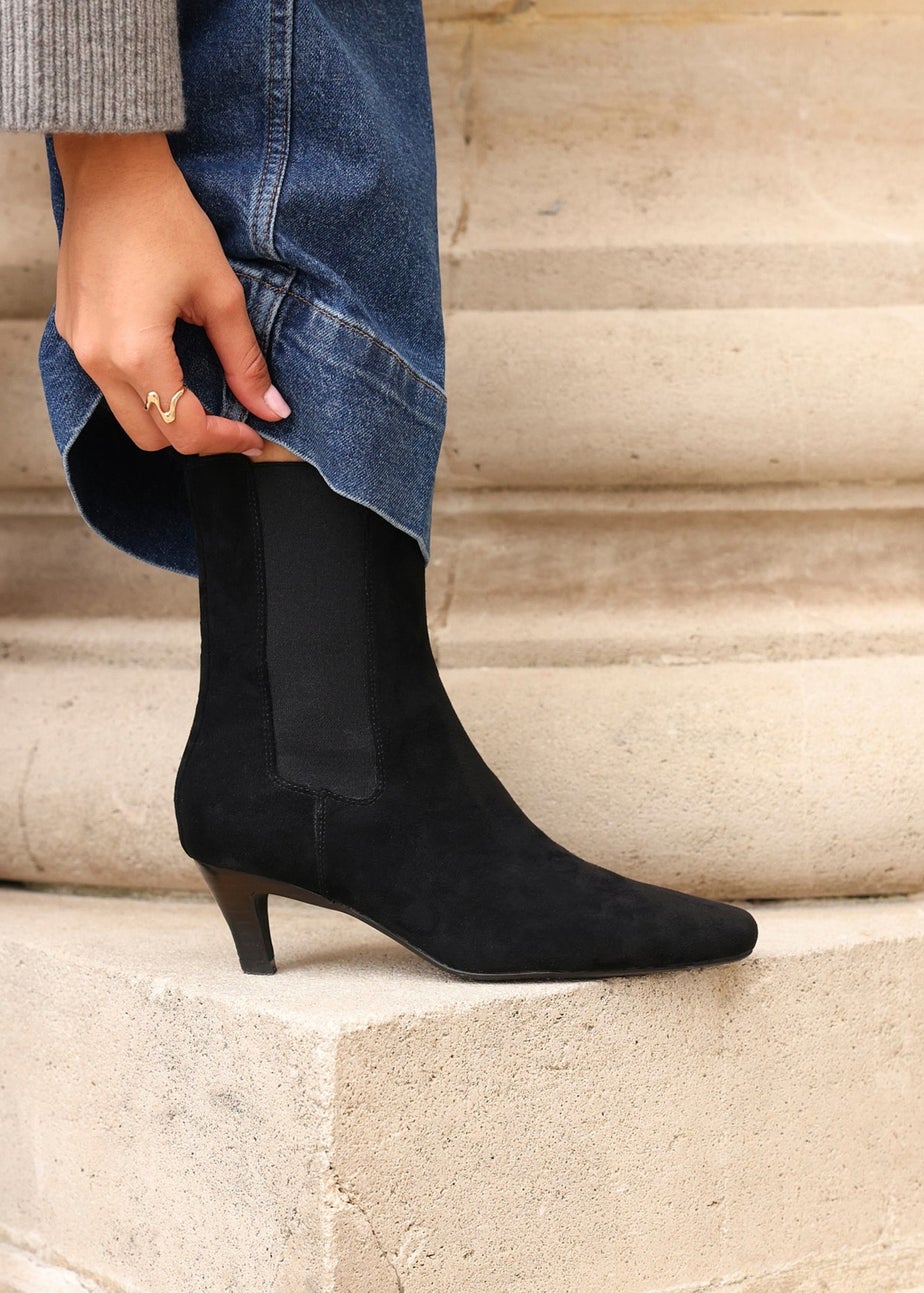 Linzi Ritual Black Faux Suede Kitten Heel Chelsea Boot