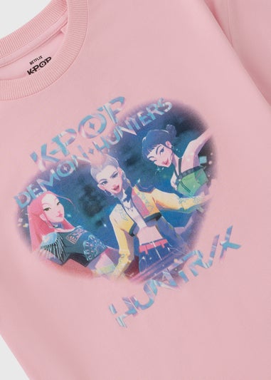 K Pop Girls Pink Heart Huntrxx T-Shirt (6-13yrs)