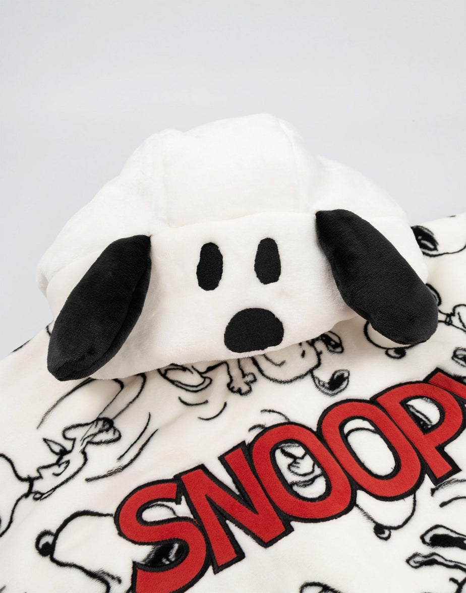Vanilla Underground Snoopy White Blanket Hoodie