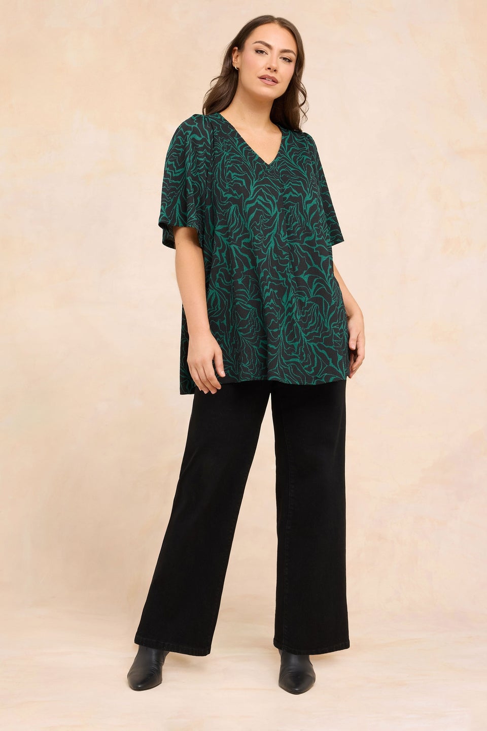 Evans Curve Green Abstract Print Pleat Front Crinkle Top