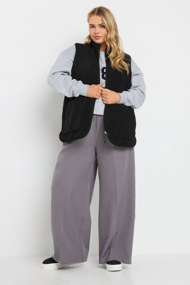 Yours Curve Black Teddy Borg Gilet