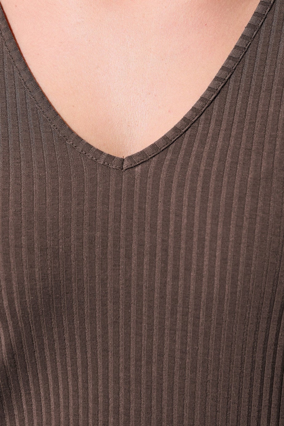 Yours Limited Curve Brown Ribbed V-Neck Top