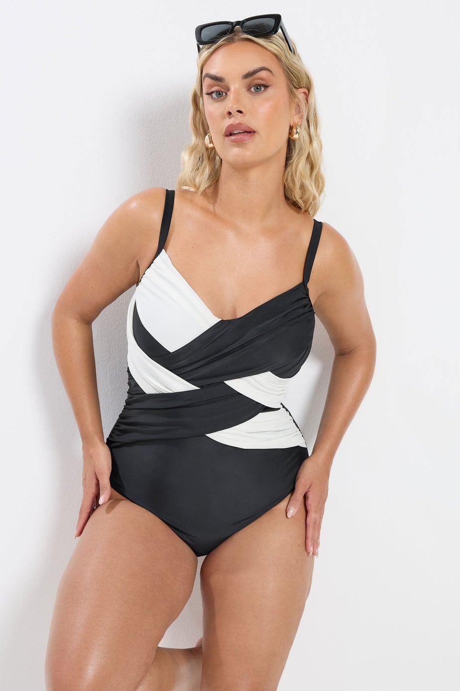 Yours Curve Black & White Contrast Super Sculpt Swimsuit