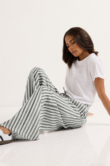 PixieGirl Petite Grey Striped Wide Leg Trousers