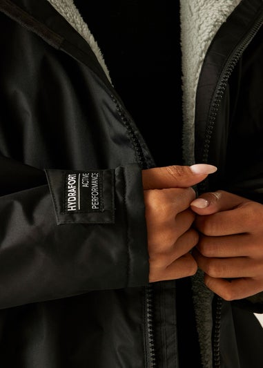 Regatta Black Adult Waterproof Robe with Hydrafort Technology