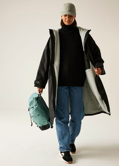 Regatta Black Adult Waterproof Robe with Hydrafort Technology