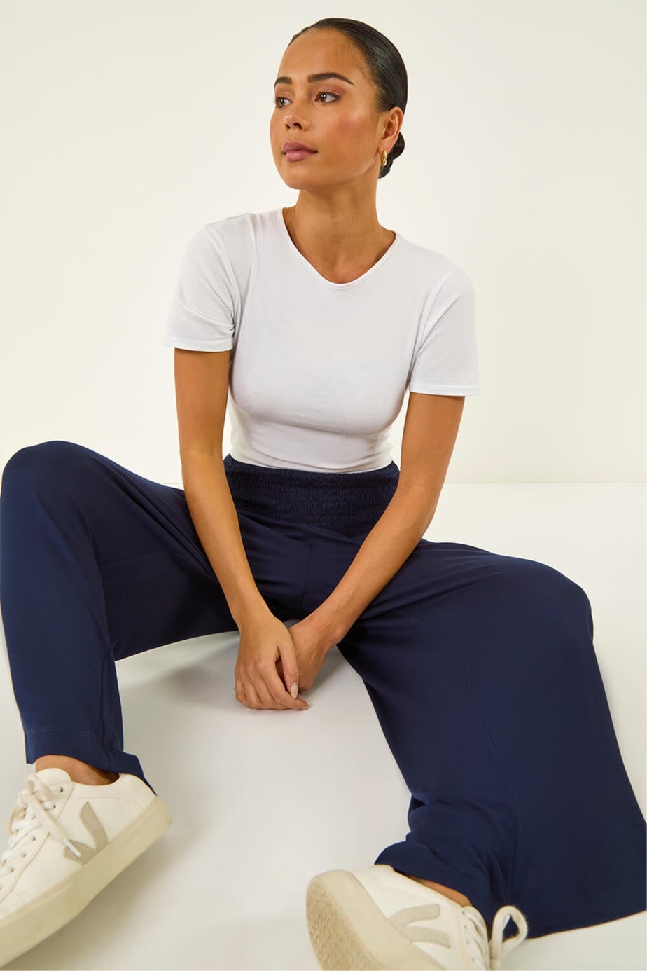 Roman Navy Petite Shirred Wide Leg Stretch Trouser