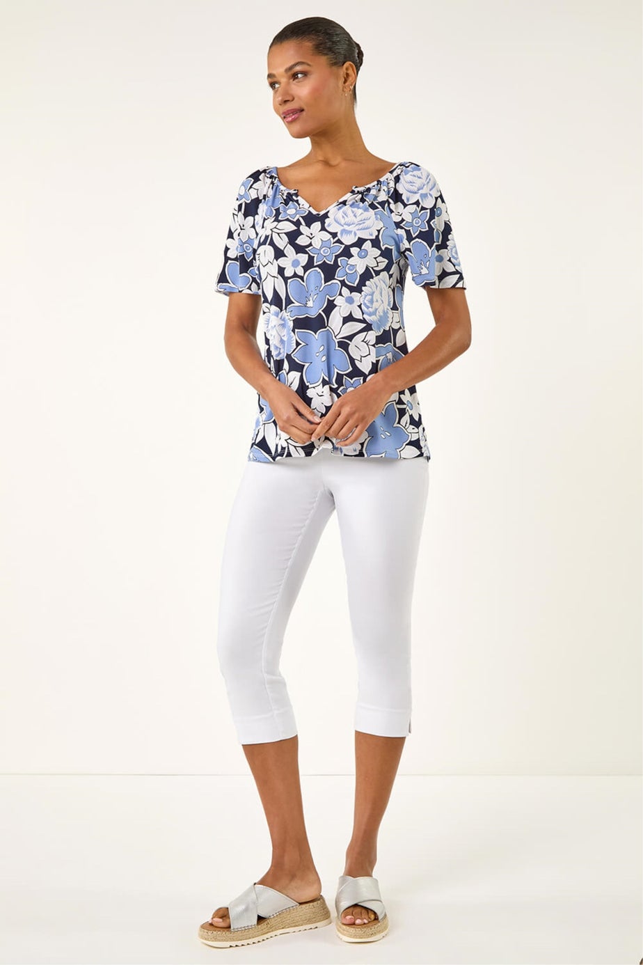 Roman Blue Floral Puff Print V-Neck Top