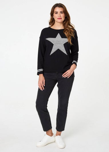 Izabel London Black Star Print Long Sleeve Relaxed Top