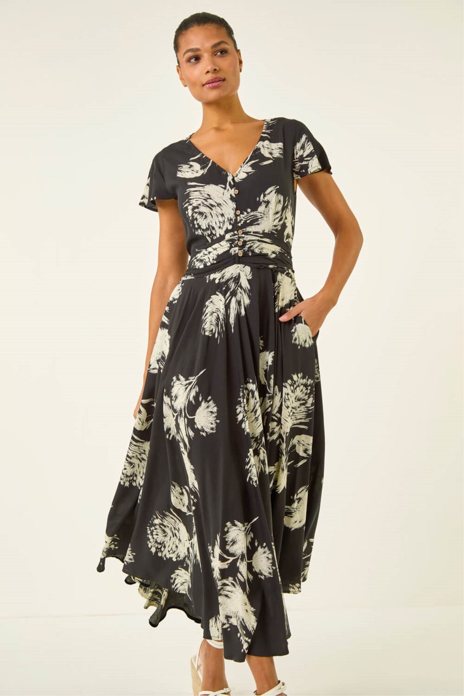 Roman Black Floral Print Ruched Midi Dress