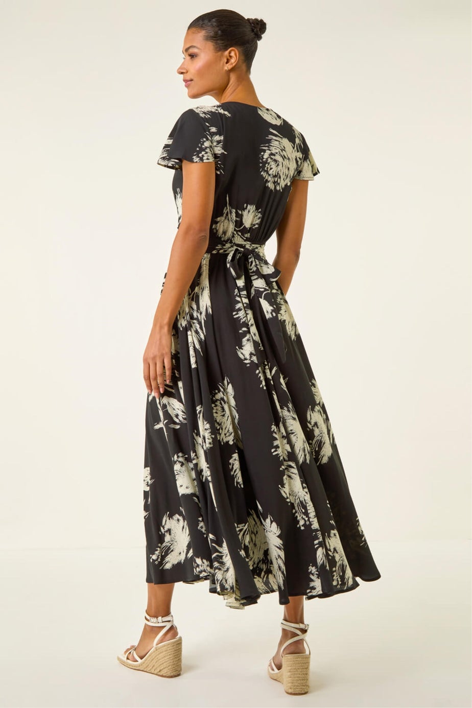 Roman Black Floral Print Ruched Midi Dress