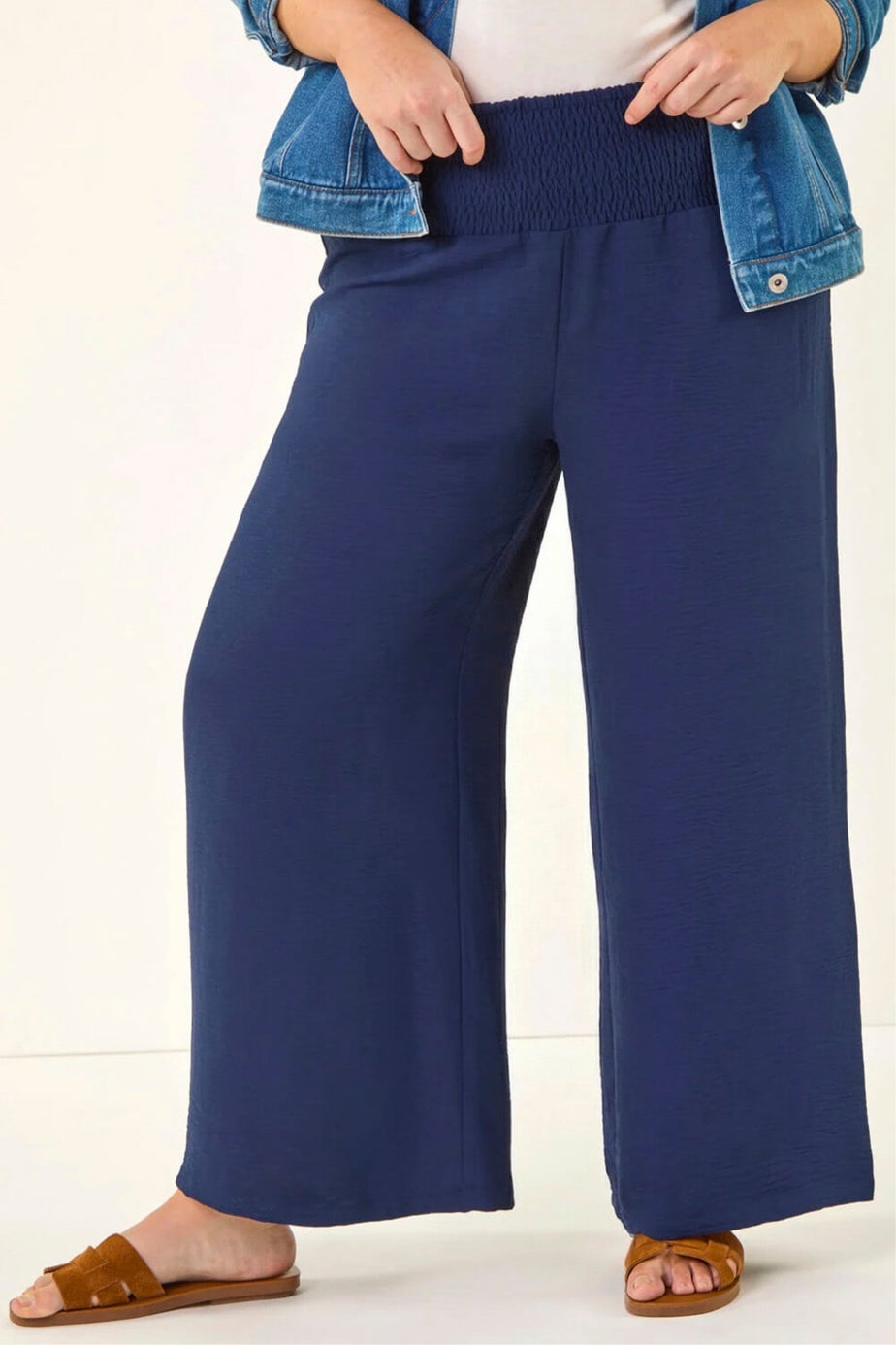 Roman Navy Curve Shirred Wide Leg Trouser