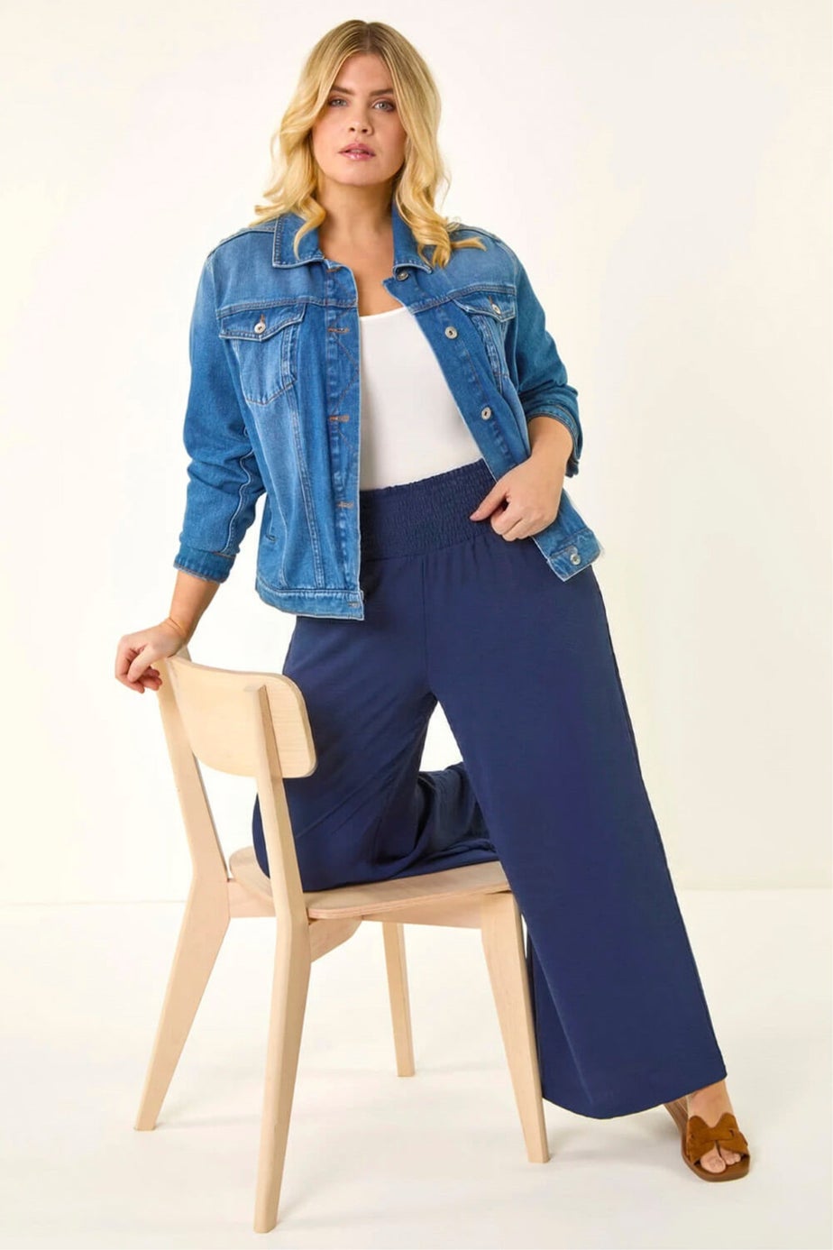 Roman Navy Curve Shirred Wide Leg Trouser