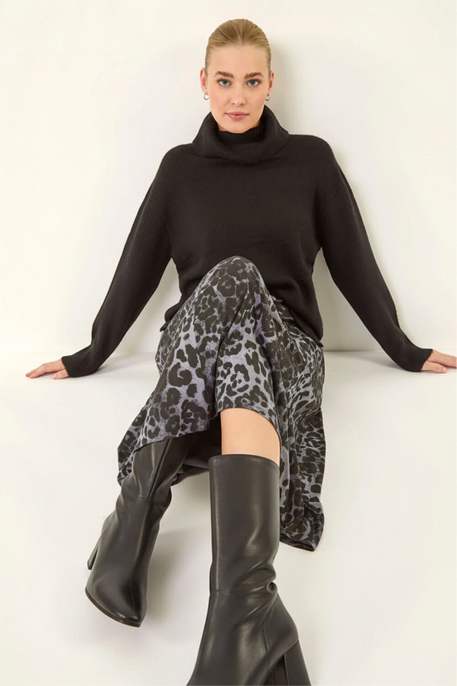 Roman Dark Grey Stretch Midi Skirt