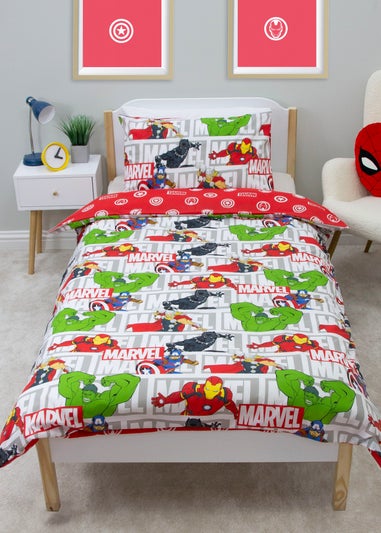 Avengers Red Heroes Polycotton Duvet Cover