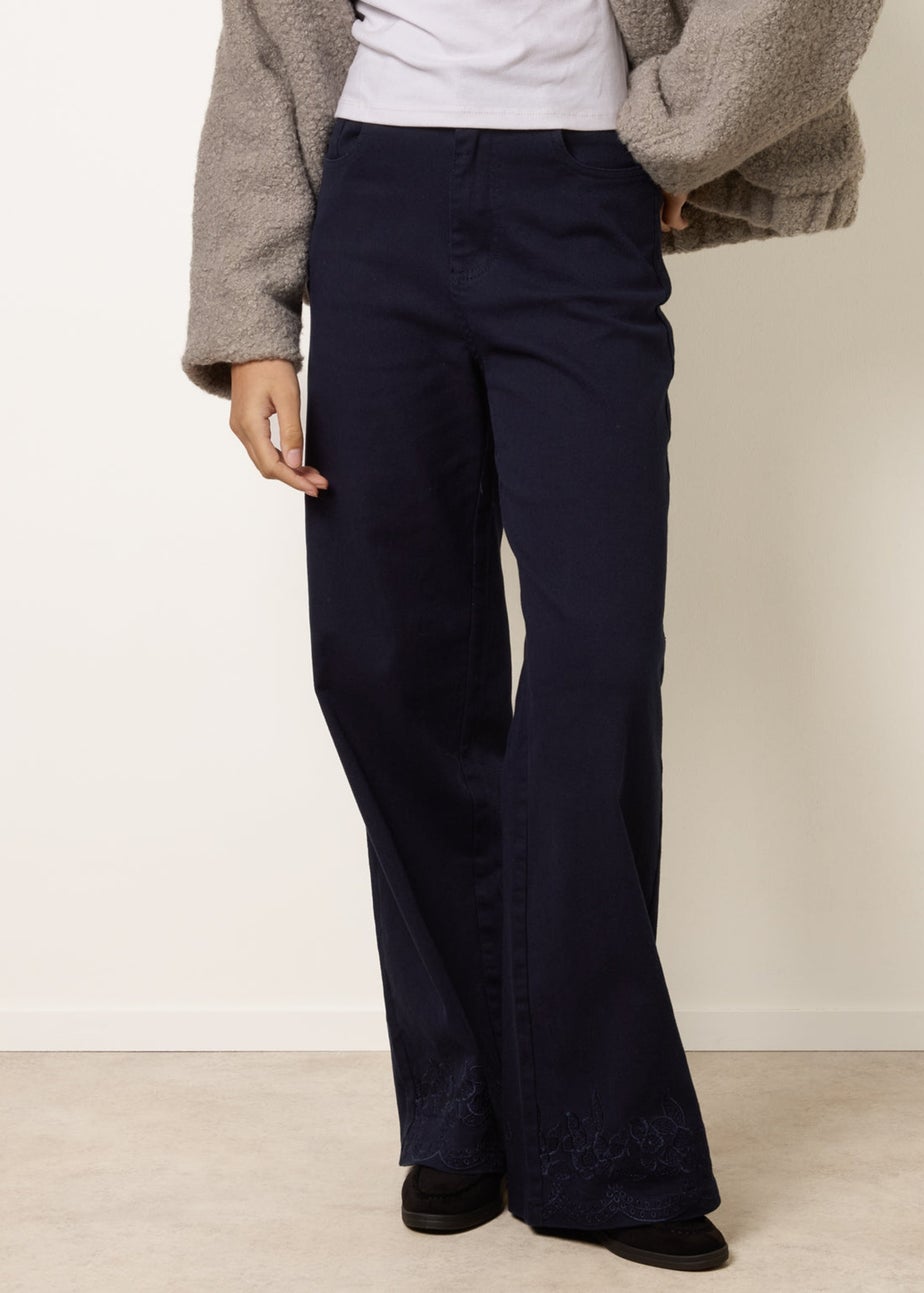 Blue Vanilla Navy Floral Embroidered Detailed Flared Jeans