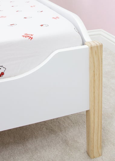 Hello Kitty White Sleepover Fitted Sheet