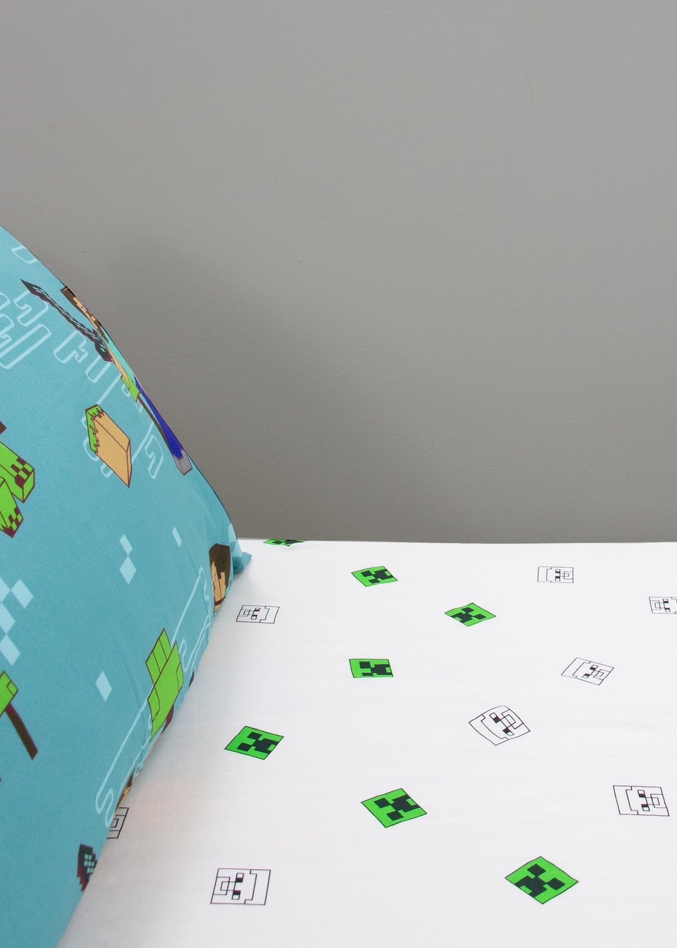 Minecraft Grids White Fitted Sheet