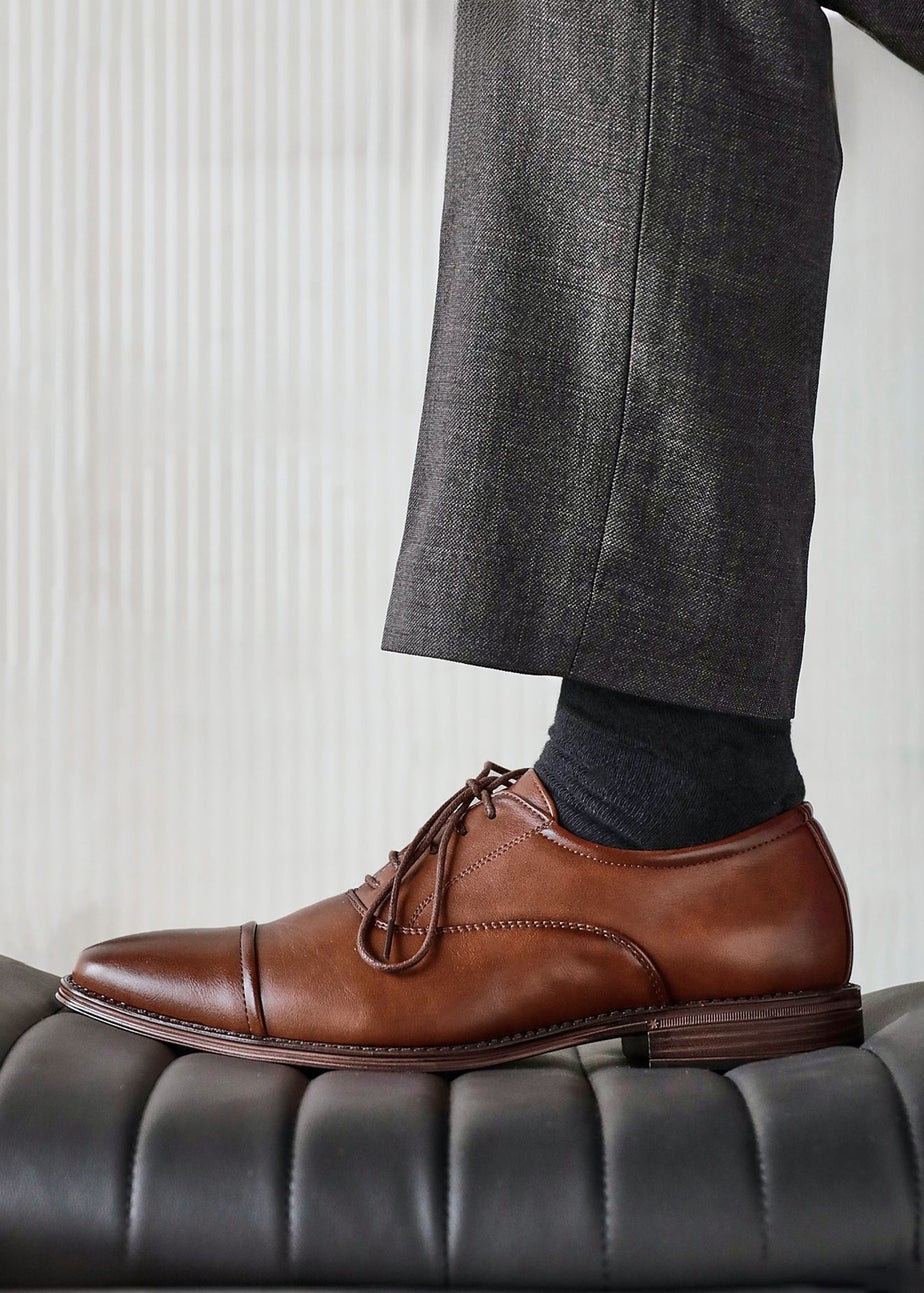 Linzi Lorenzo Mens Brown Faux Leather Cap Toe Shoes