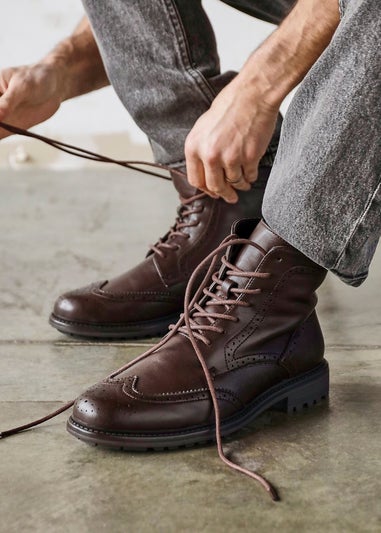 Linzi Leonardo Mens Brown Faux Leather Brogue Boots