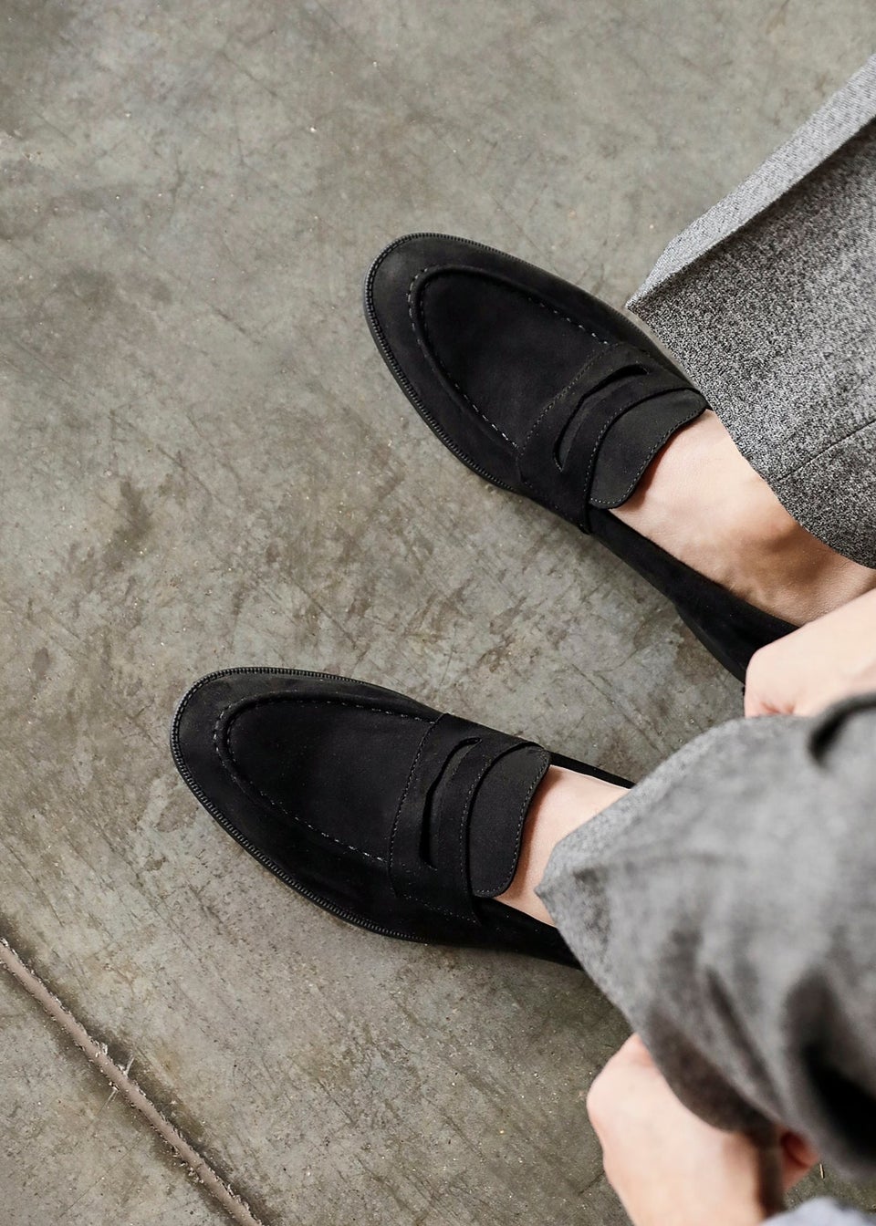 Linzi Aurelio Mens Black Faux Suede Penny Loafers