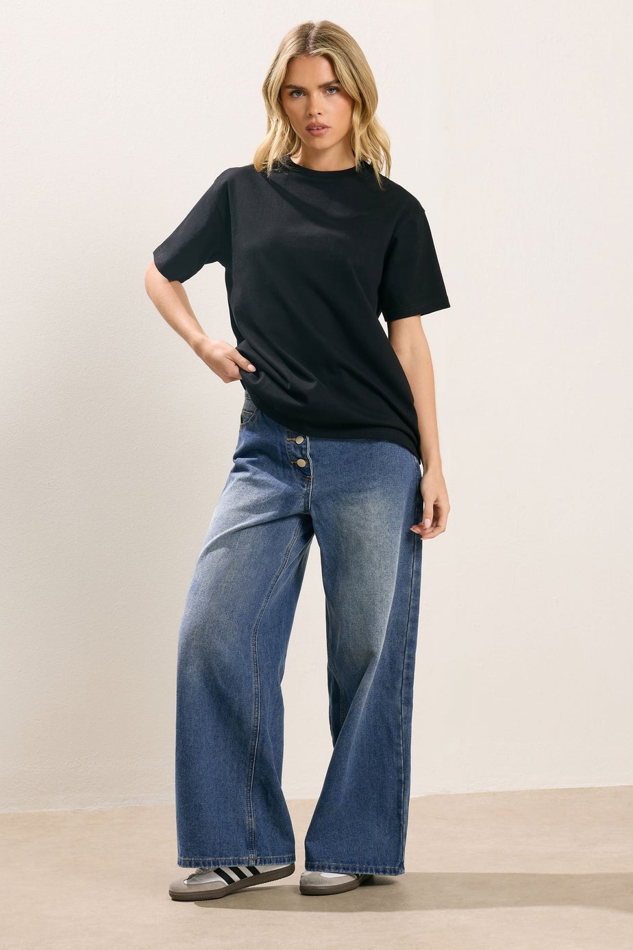 PixieGirl Petite 2 Pack Black & White Oversized T-Shirts