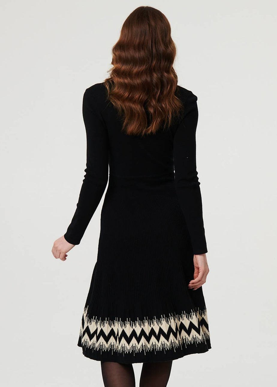 Izabel London Black Border Print Knee Length Knit Dress