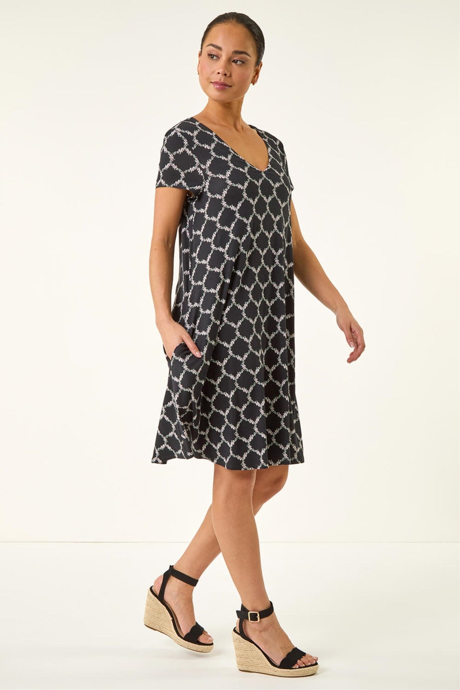 Roman Black Petite Abstract Pocket Swing Dress