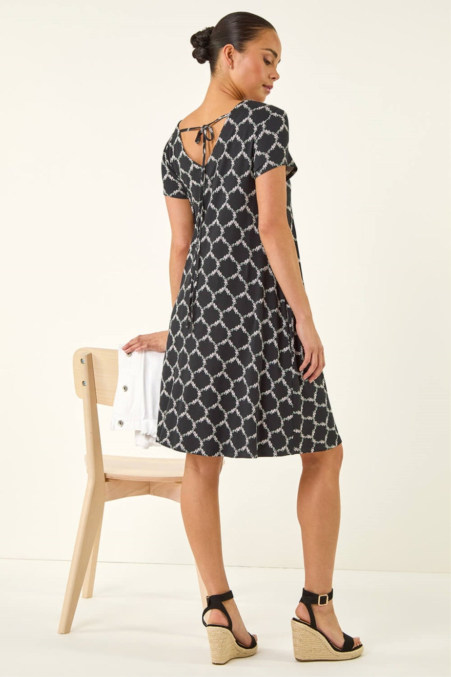 Roman Black Petite Abstract Pocket Swing Dress