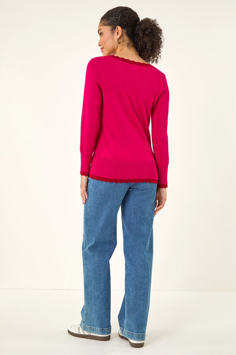 Roman Cerise V-Neck Scallop Hem Knit Jumper