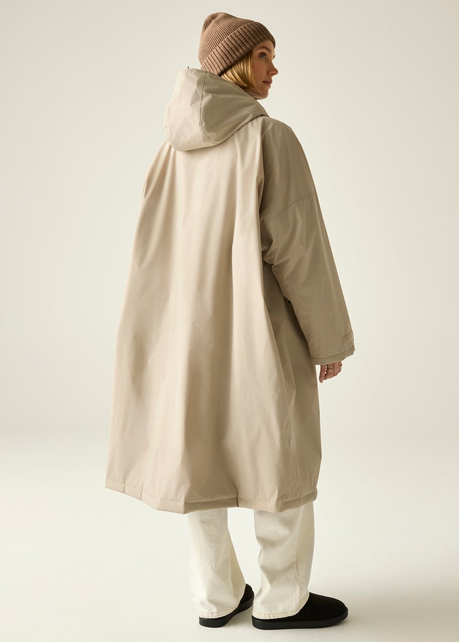 Regatta White Pepper Abstract Floral   Adult Waterproof Robe with Hydrafort Technology