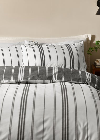 Catherine Lansfield Harbour Stripe Reversible Duvet Cover Set Black