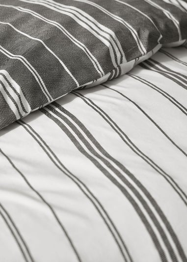 Catherine Lansfield Harbour Stripe Reversible Duvet Cover Set Black