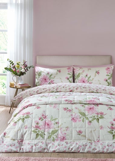 Catherine Lansfield Avebury Floral Reversible Quilted 220x230cm Bedspread Cream